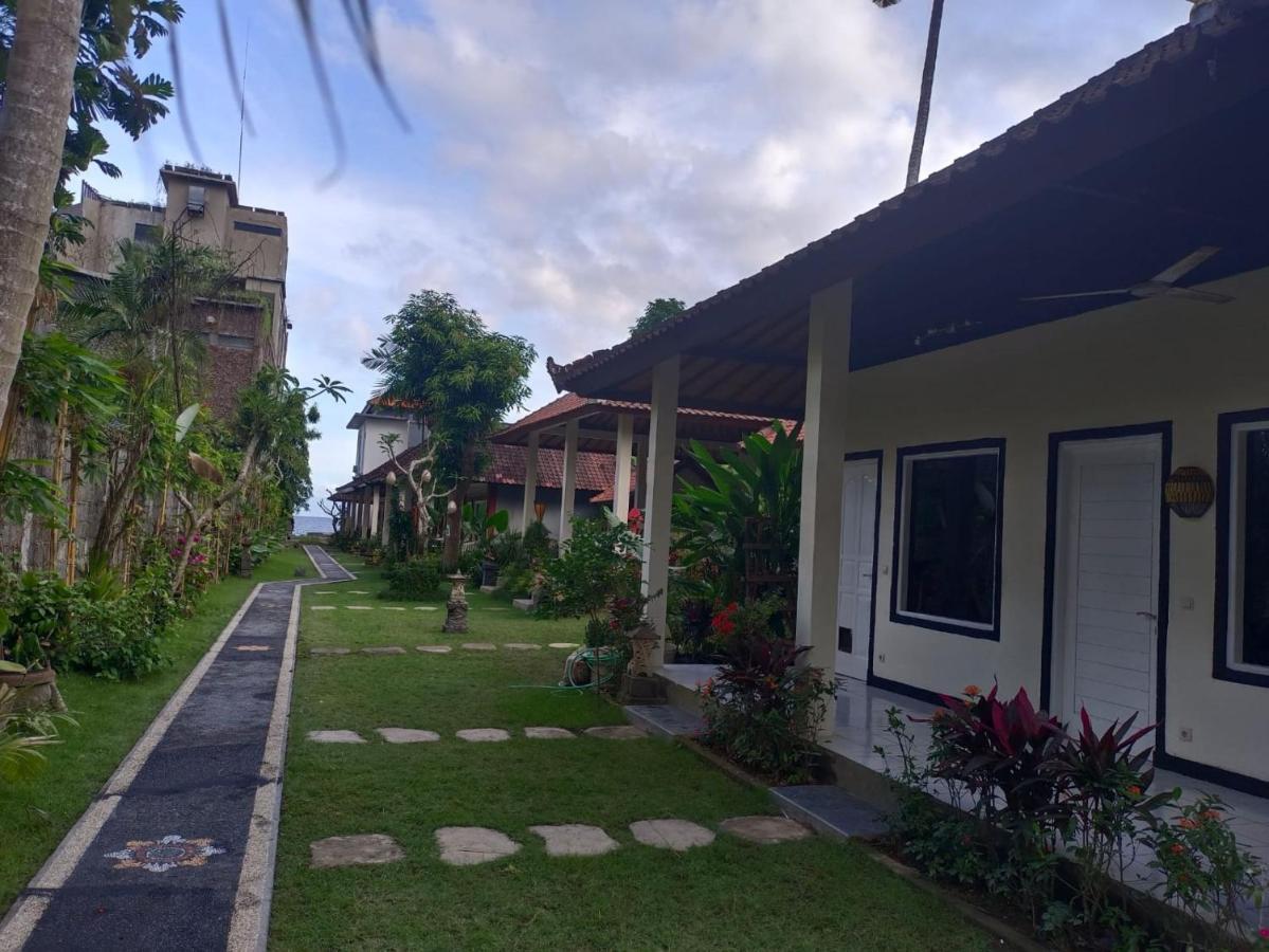 Utama Villas Beach Front Candidasa Exterior photo